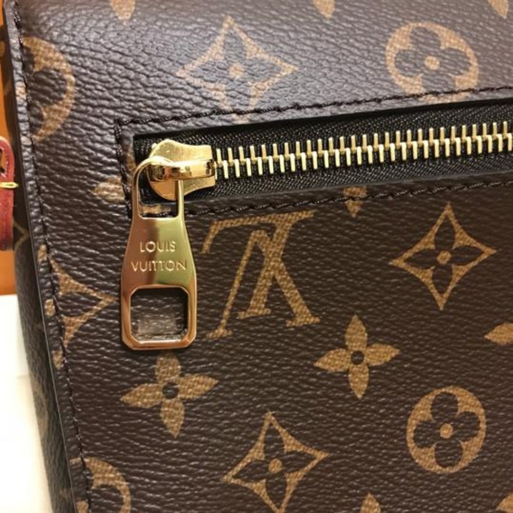 Metis pochette - Picture 4 of 8